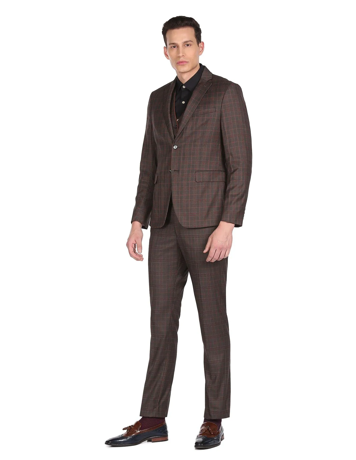 Arrow Men Brown Tailored Regular Fit Checked Three Piece Suit