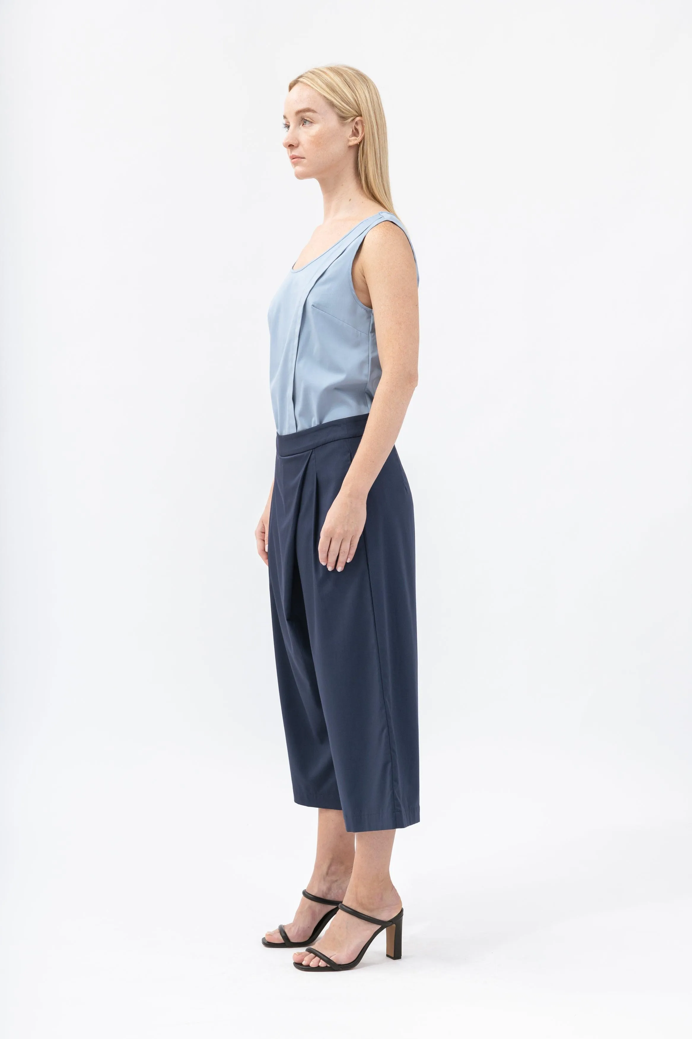 Bamboo Pleated Wide Cropped Pants