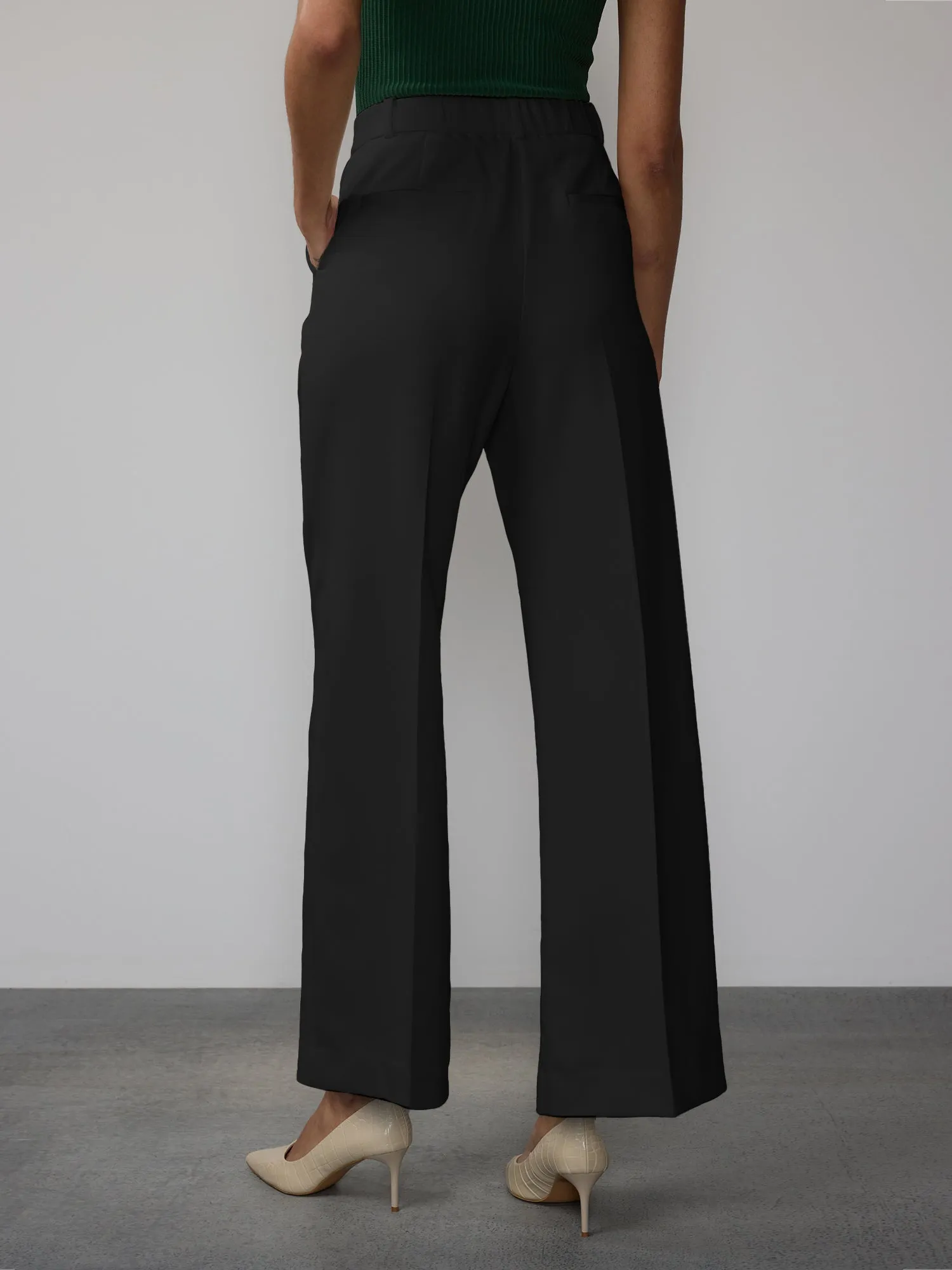 Curvy Wide Leg Pleated Pant