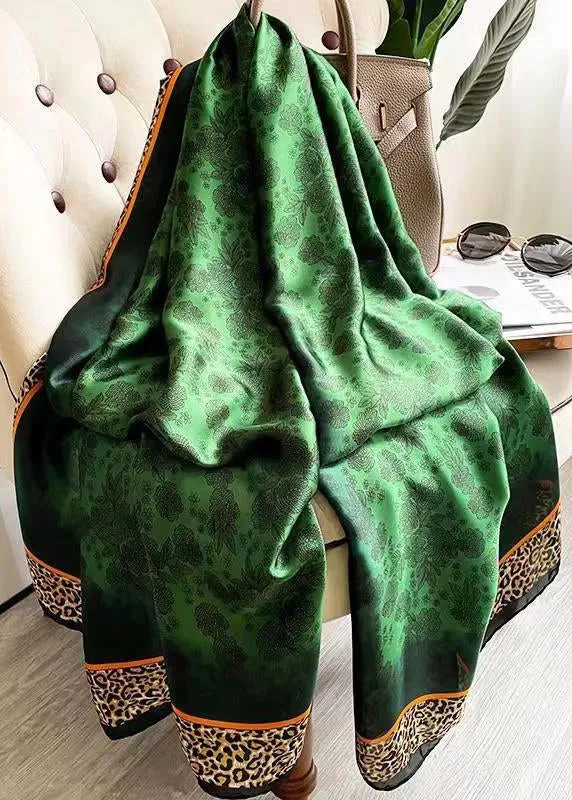 Fashion Green Leopard Print Silk Scarf ML2319