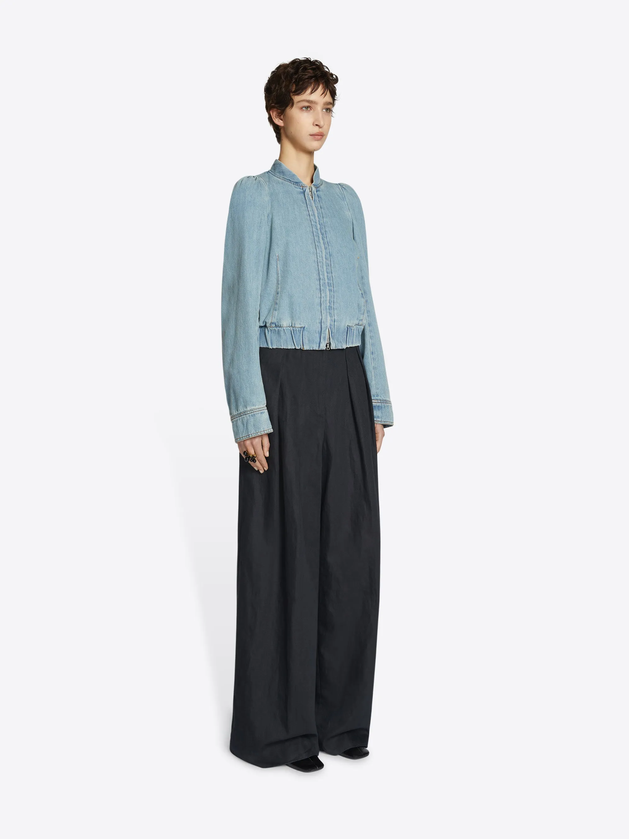 Wide pleated pants